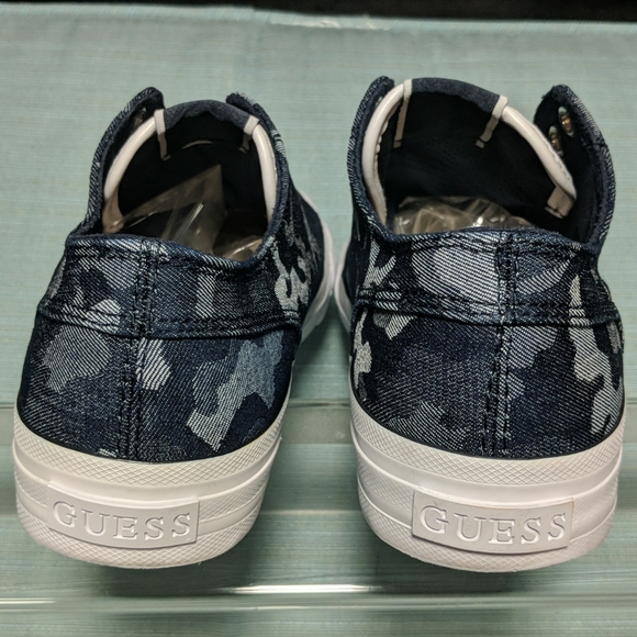 Guess GW Gelise Camo Sneakers Size 8 - Picture 6 of 9